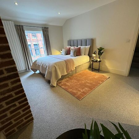 Appartamento Osbourne House Pink 2 Bed, 2 And Half Bath Birmingham Esterno foto