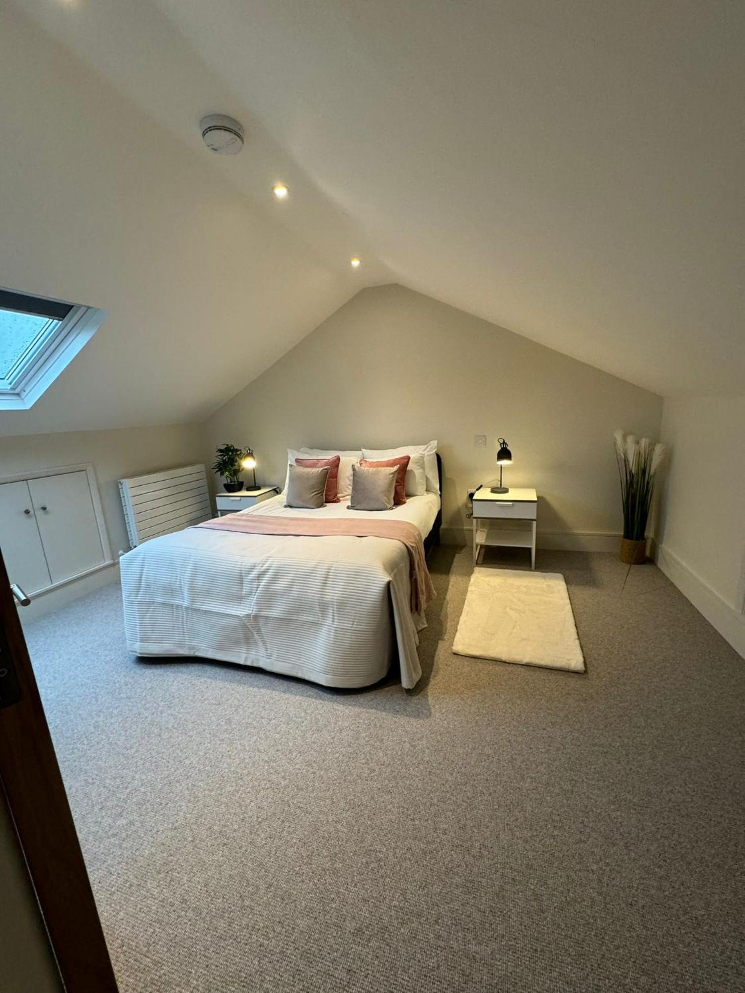Appartamento Osbourne House Pink 2 Bed, 2 And Half Bath Birmingham Esterno foto