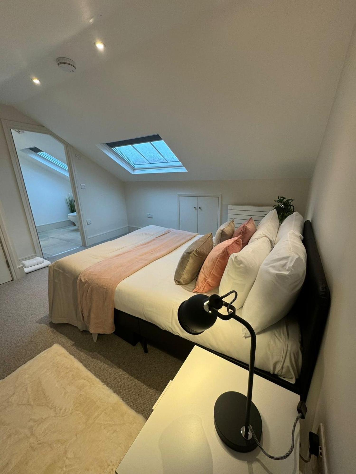 Appartamento Osbourne House Pink 2 Bed, 2 And Half Bath Birmingham Esterno foto