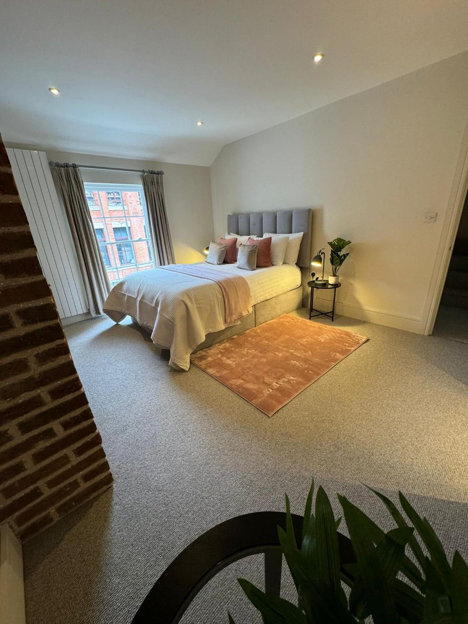 Appartamento Osbourne House Pink 2 Bed, 2 And Half Bath Birmingham Esterno foto