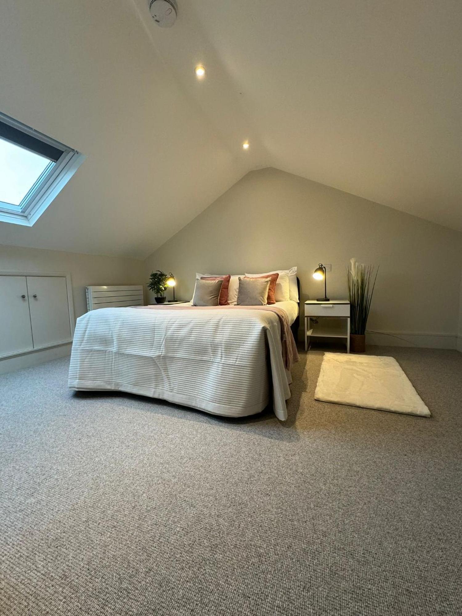 Appartamento Osbourne House Pink 2 Bed, 2 And Half Bath Birmingham Esterno foto