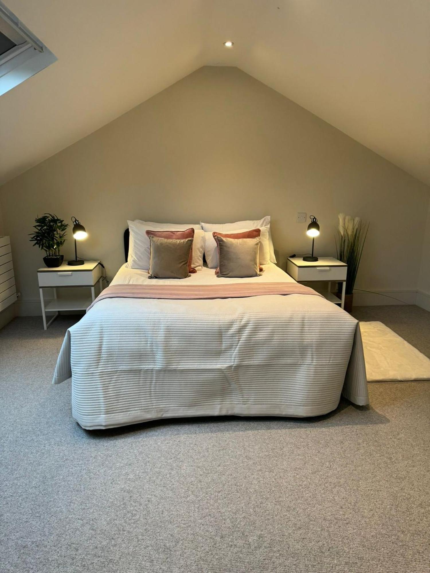 Appartamento Osbourne House Pink 2 Bed, 2 And Half Bath Birmingham Esterno foto
