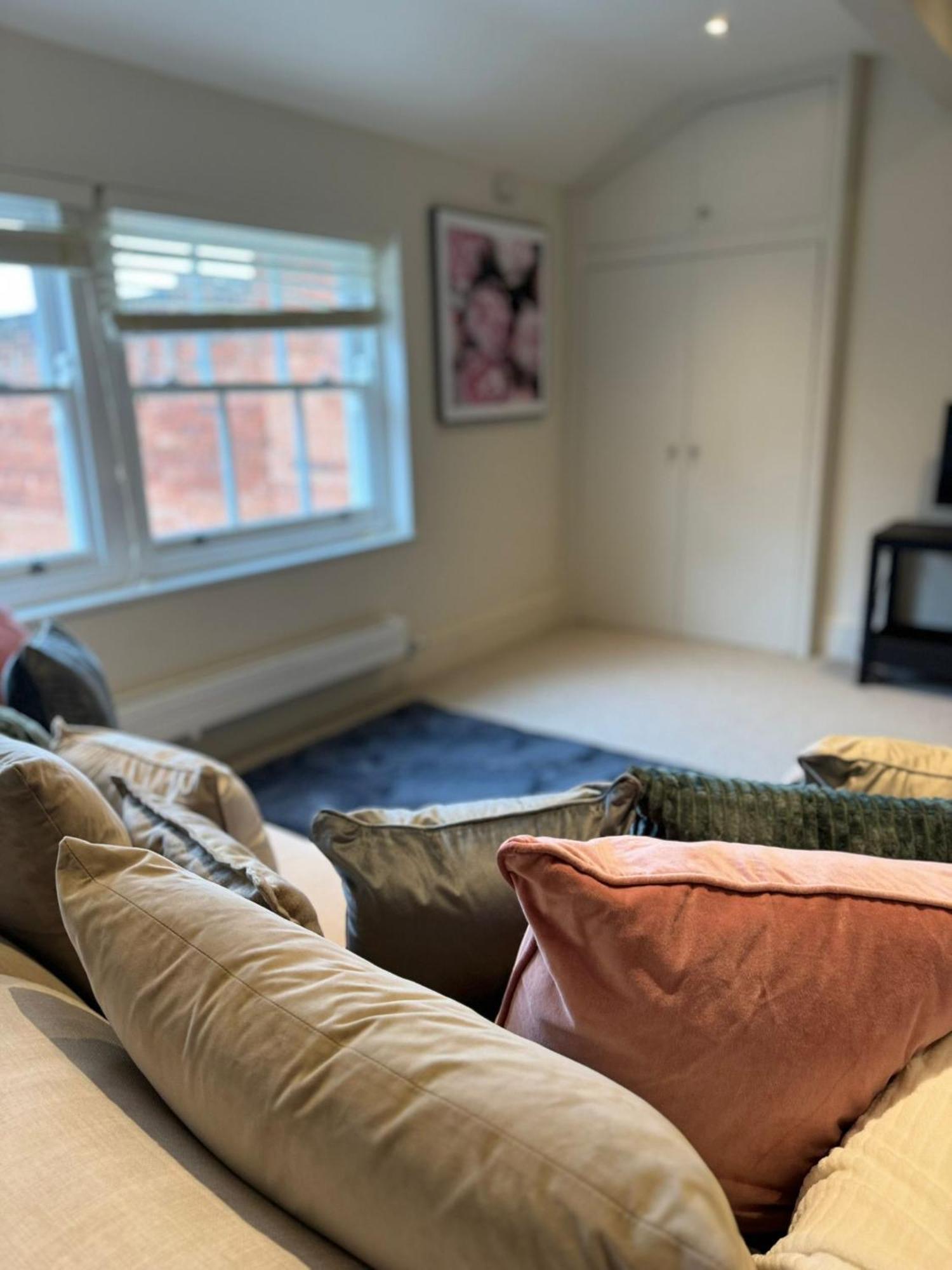 Appartamento Osbourne House Pink 2 Bed, 2 And Half Bath Birmingham Esterno foto