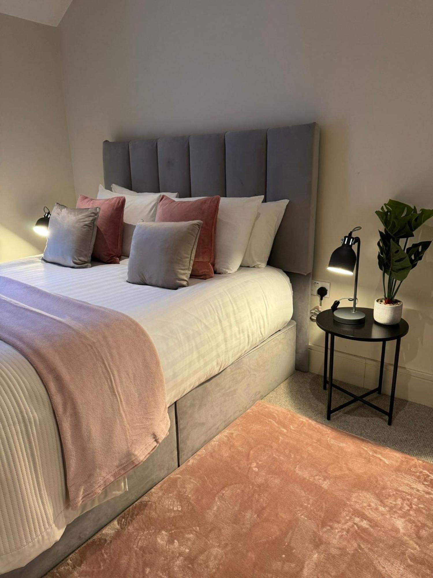 Appartamento Osbourne House Pink 2 Bed, 2 And Half Bath Birmingham Esterno foto