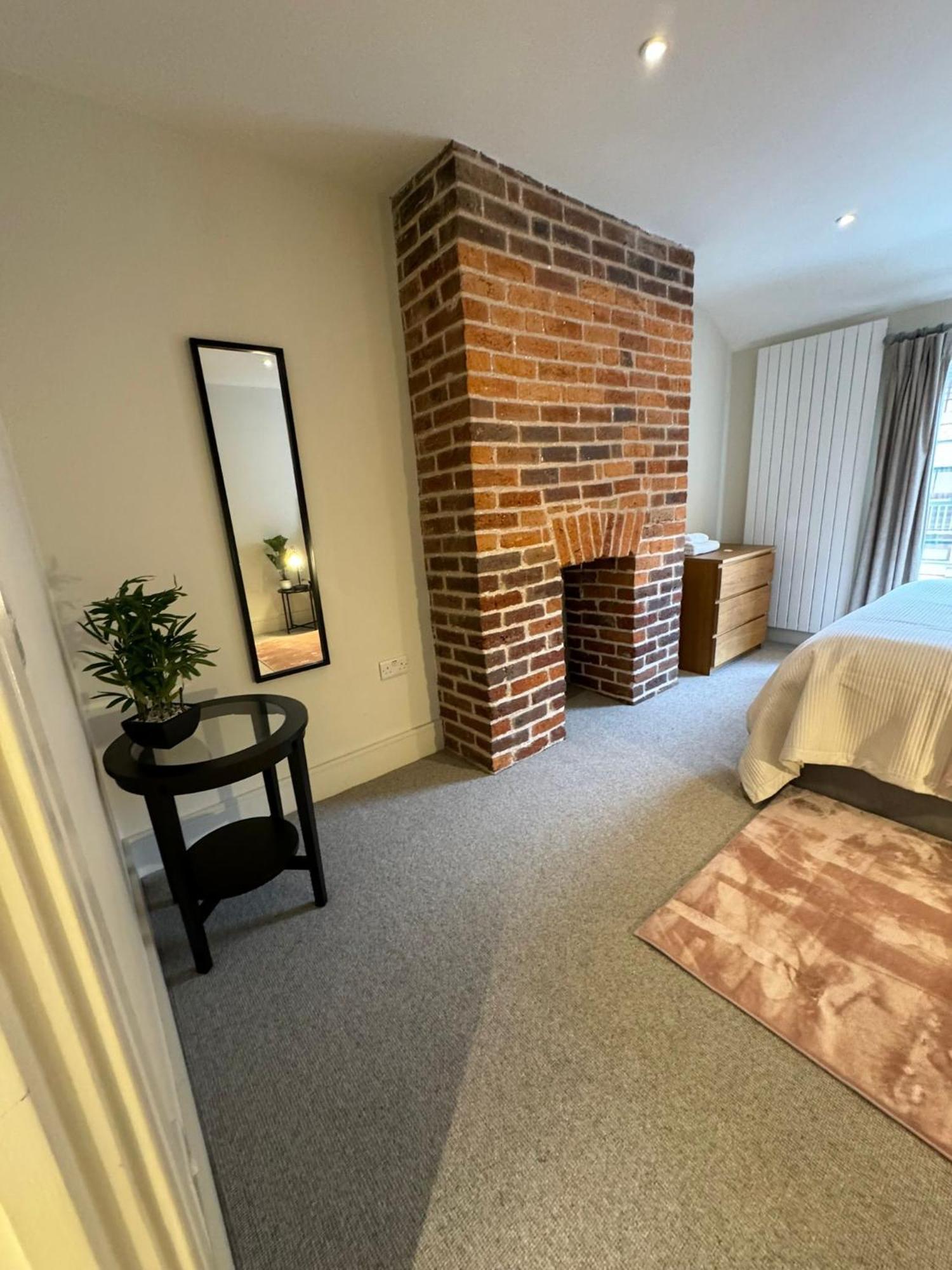Appartamento Osbourne House Pink 2 Bed, 2 And Half Bath Birmingham Esterno foto